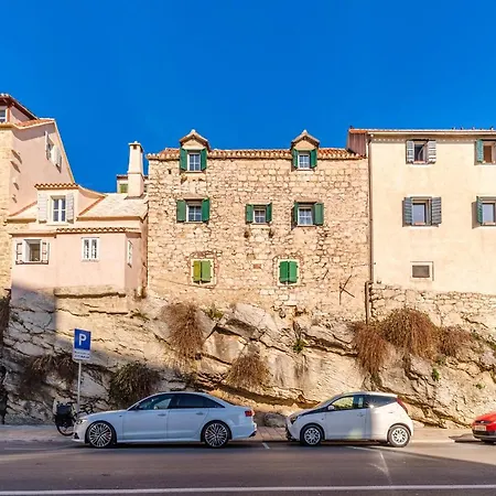 Apartman Sv.duje *